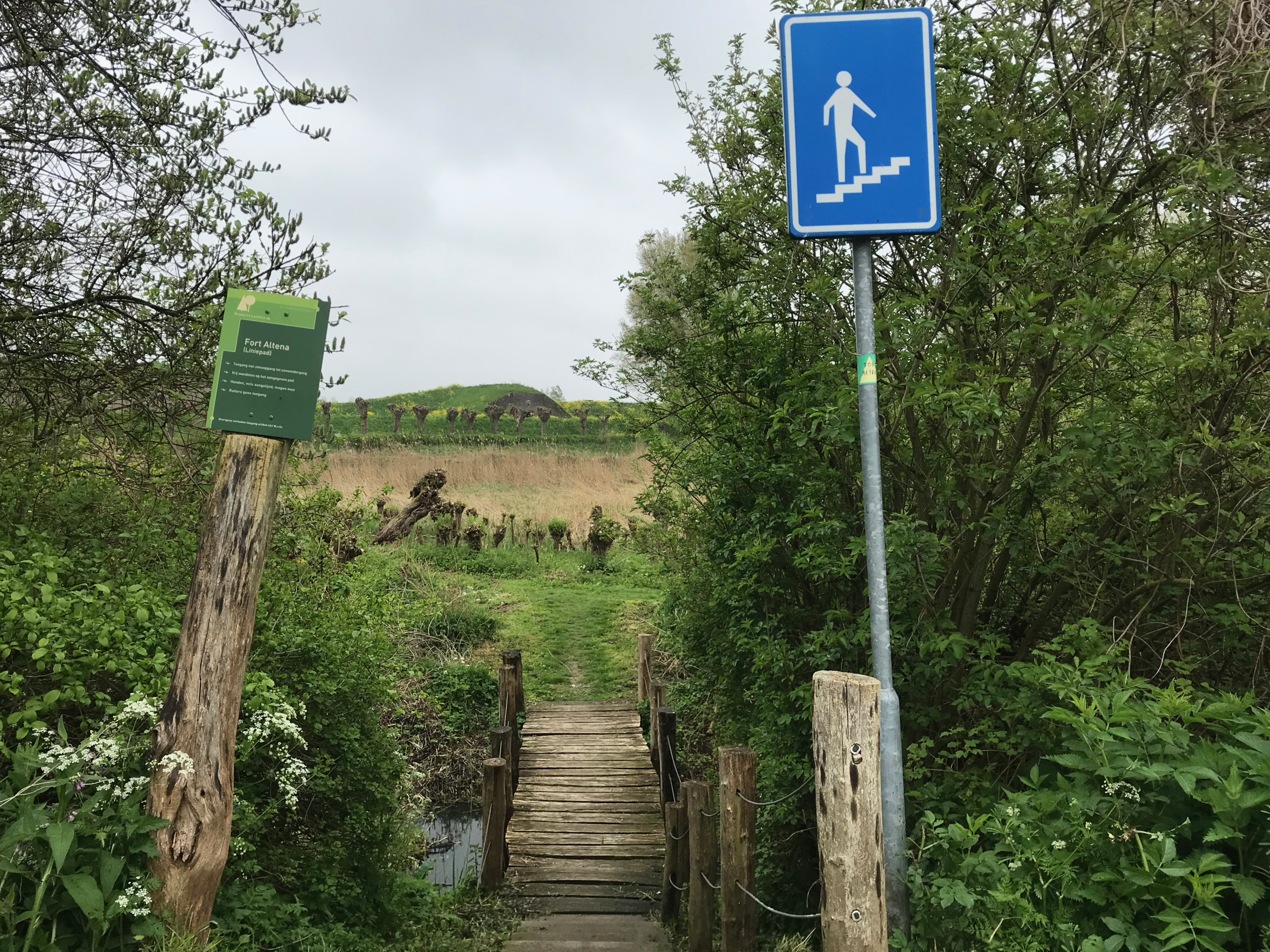 Fort Altena was a position in the New Dutch Waterline.