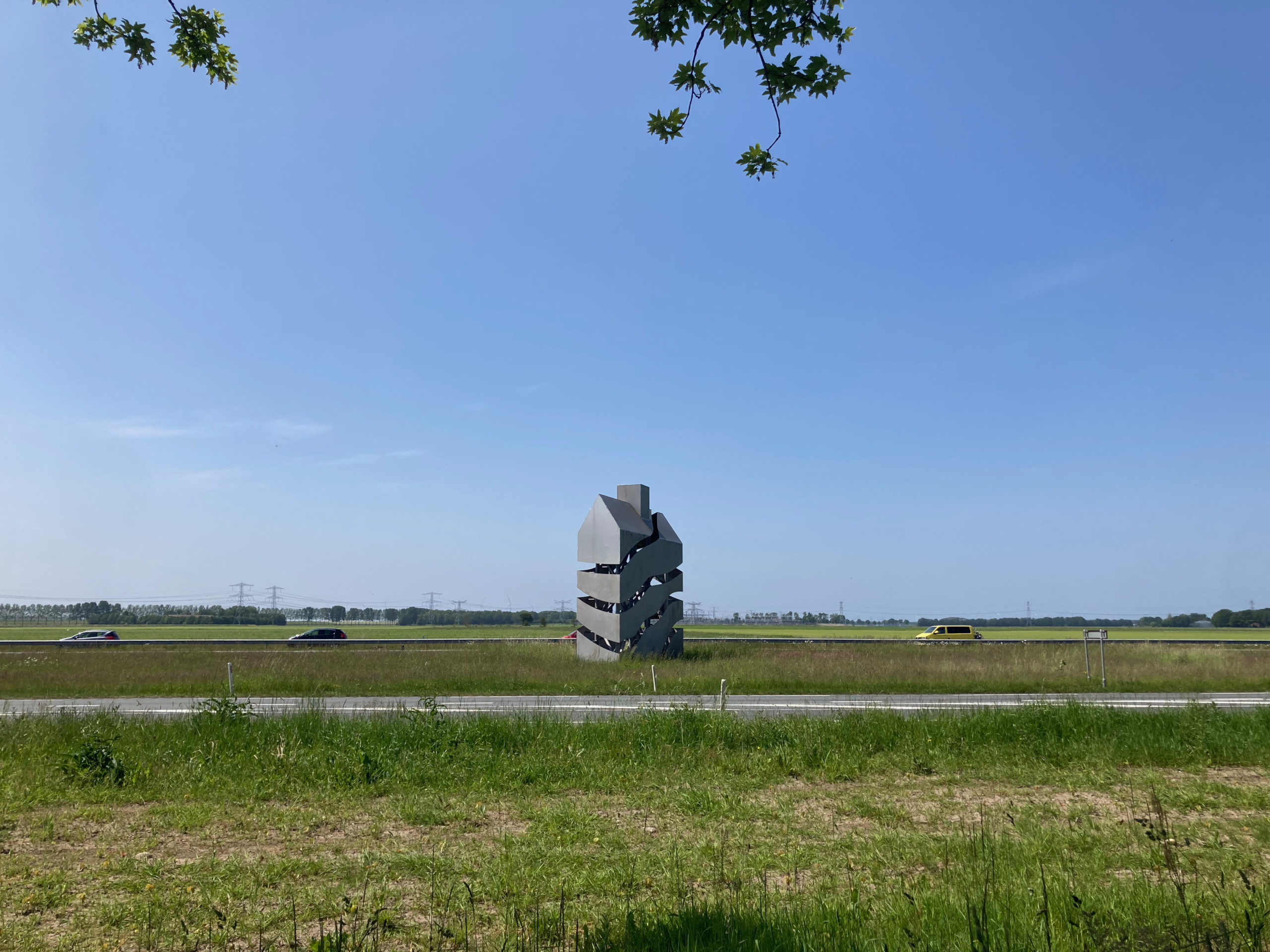 ‘Polderhuisje’ by Gerard Koopman and Frans Bolink along the N50.