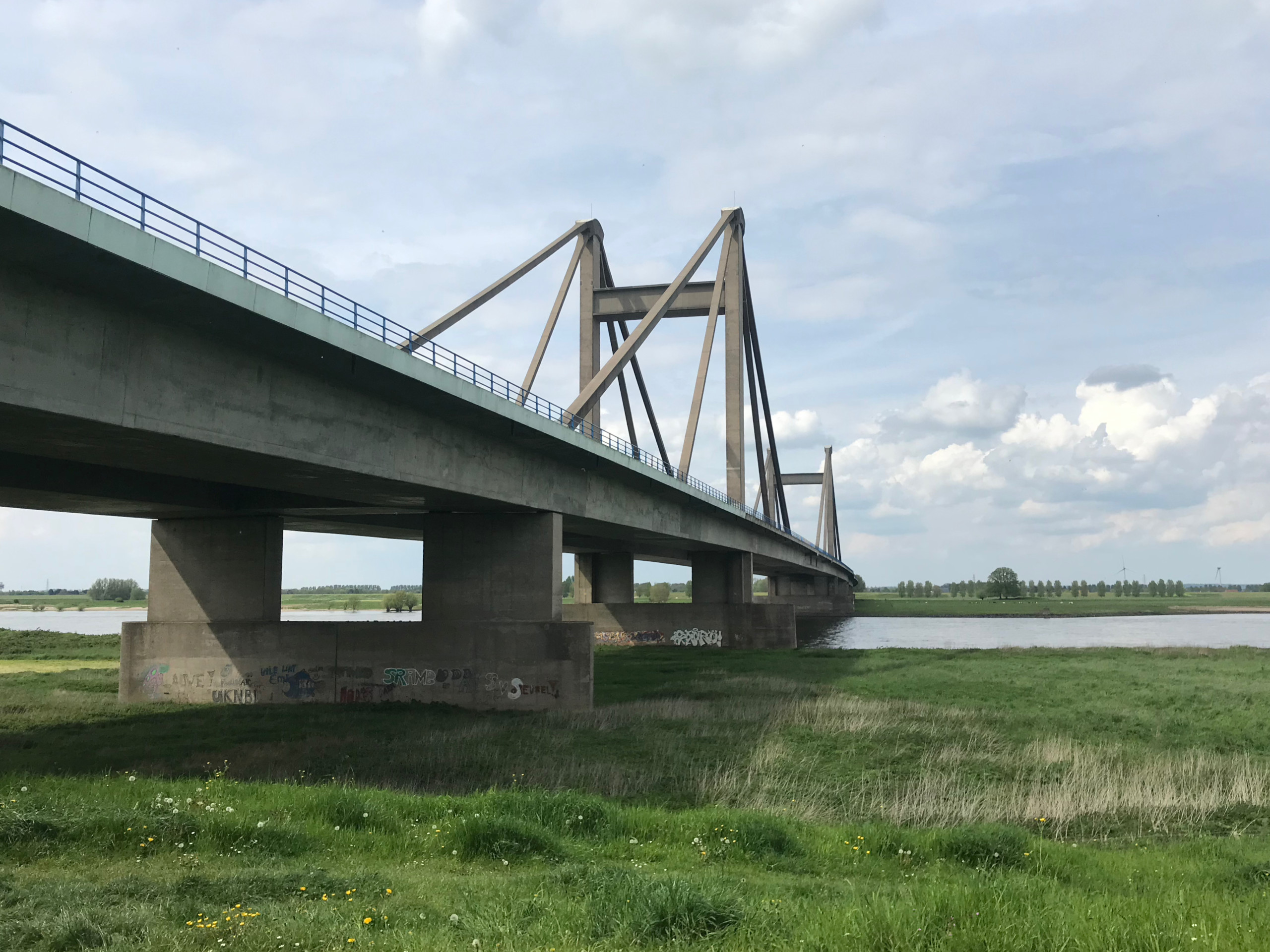 The Prins Willem-Alexander bridge across the Waal.