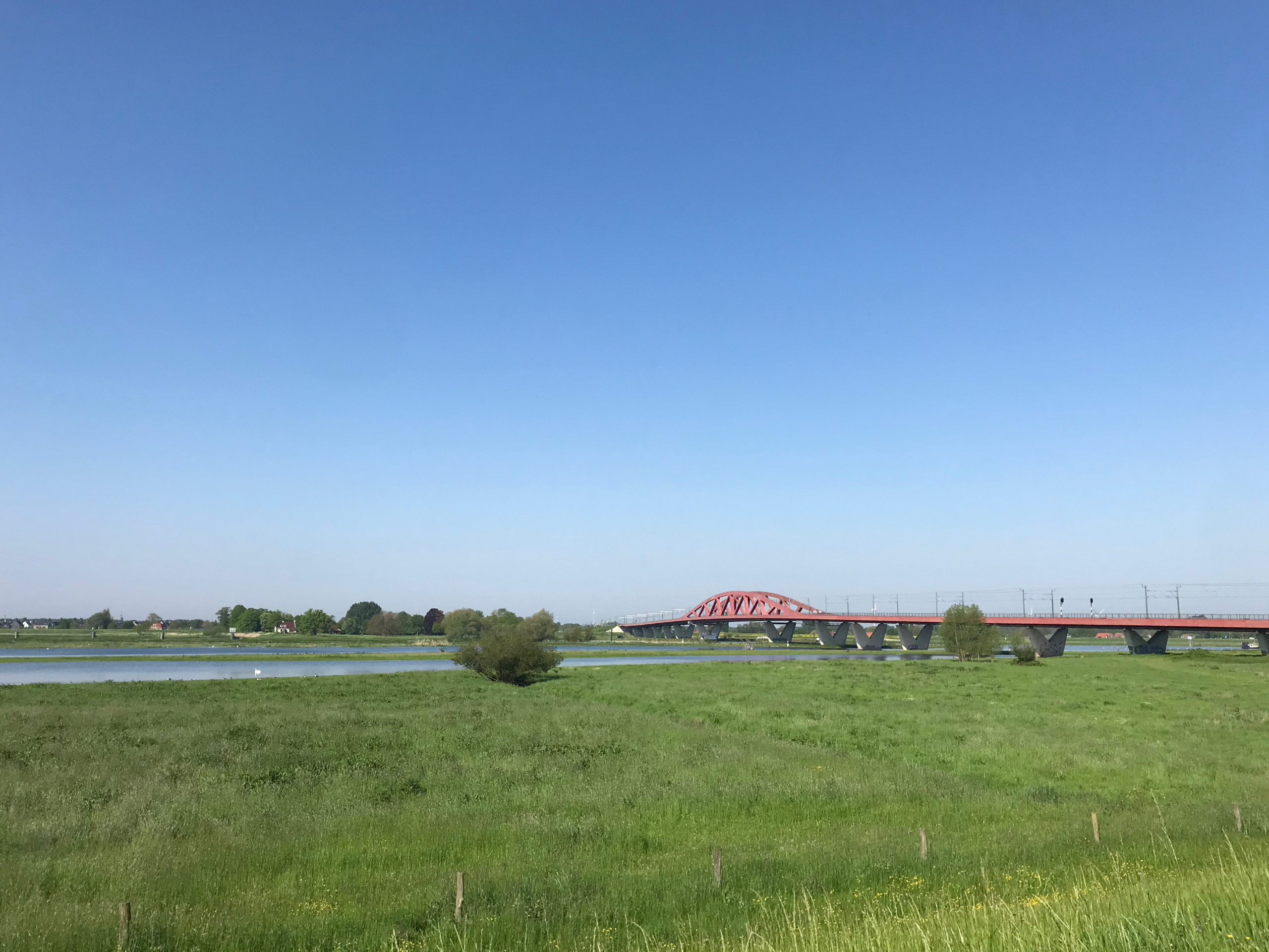 The railway bridge that brought me to Zwolle.