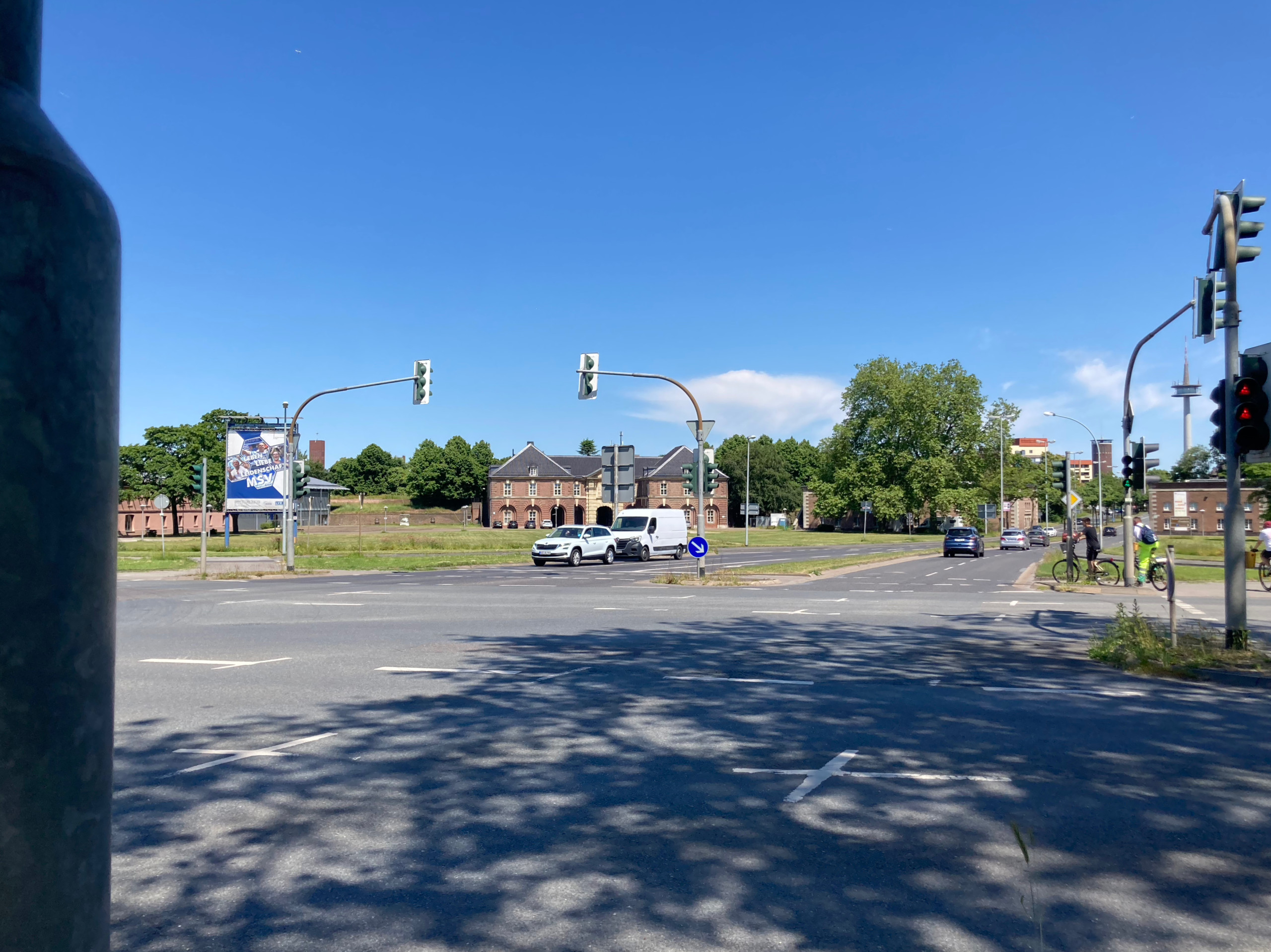 Waiting for a red light in Wesel with a view on the citadel.