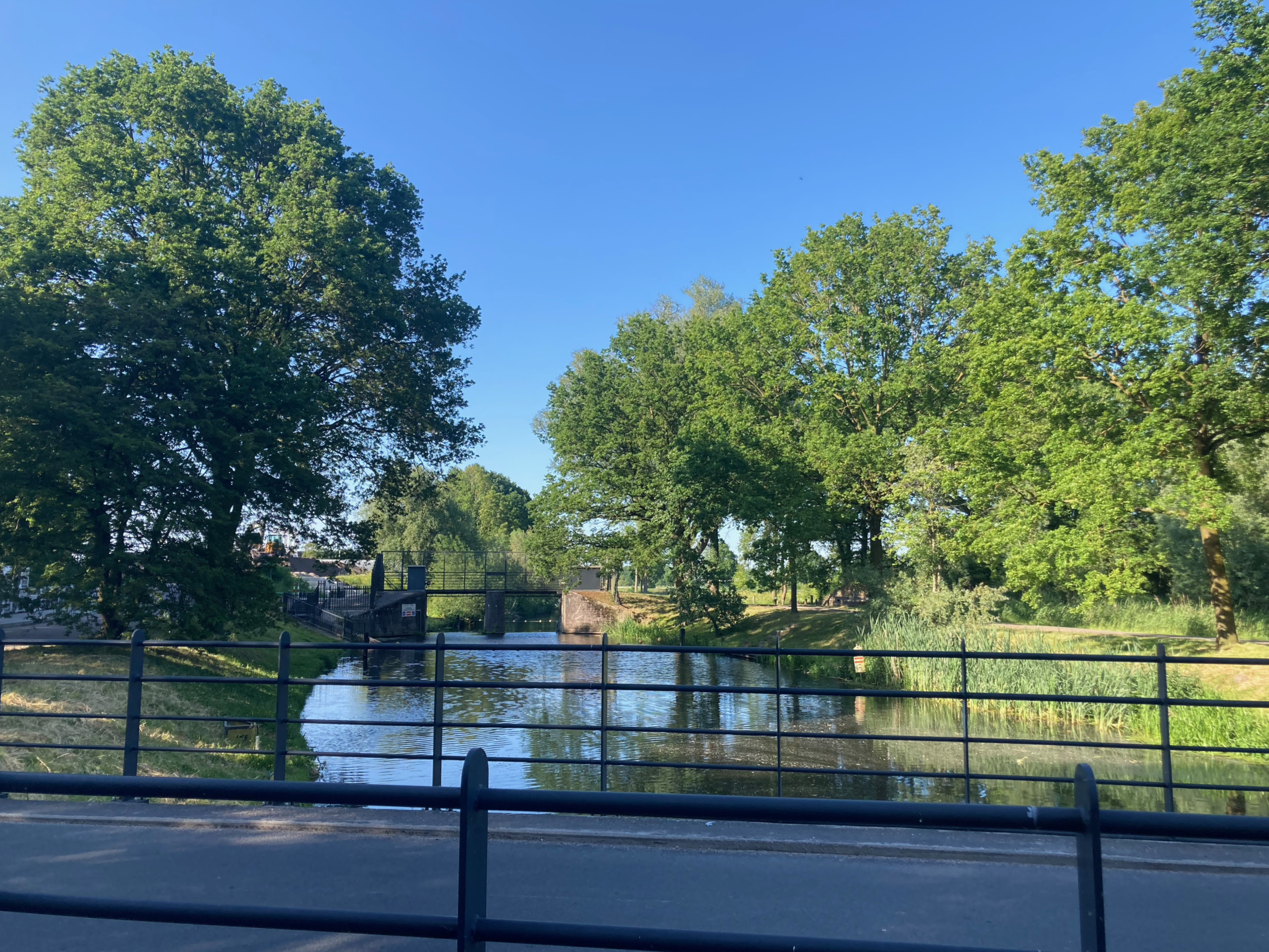 Crossing the Valleikanaal in Leusden.
